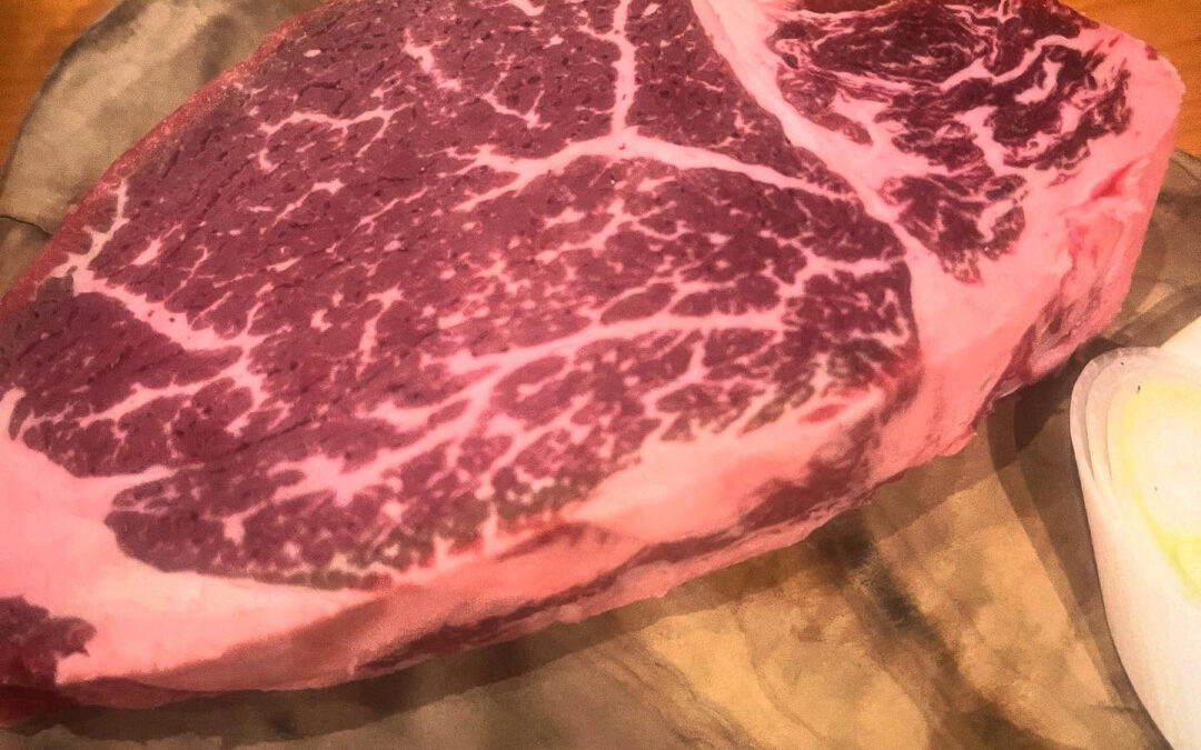 生憎の雨ですが、やきまるは昼より元気に営業します‼️