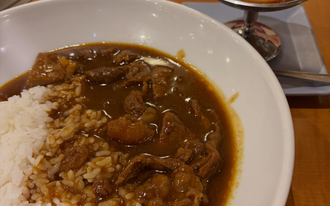 山形牛すじと牛タンのカレーライス